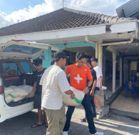 Bekerjasama dengan OJK, BPR Lestari Sosialisasikan Disiplin Menabung Sejak Dini pada Pemuda di Banjar Beraban